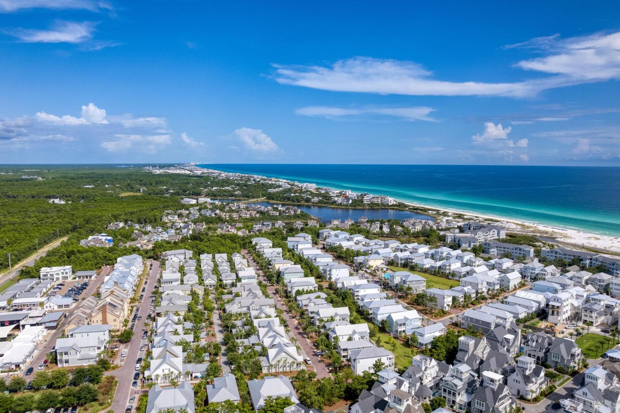 Holiday home Shine On The Shore By Avantstay Pool Golf Cart