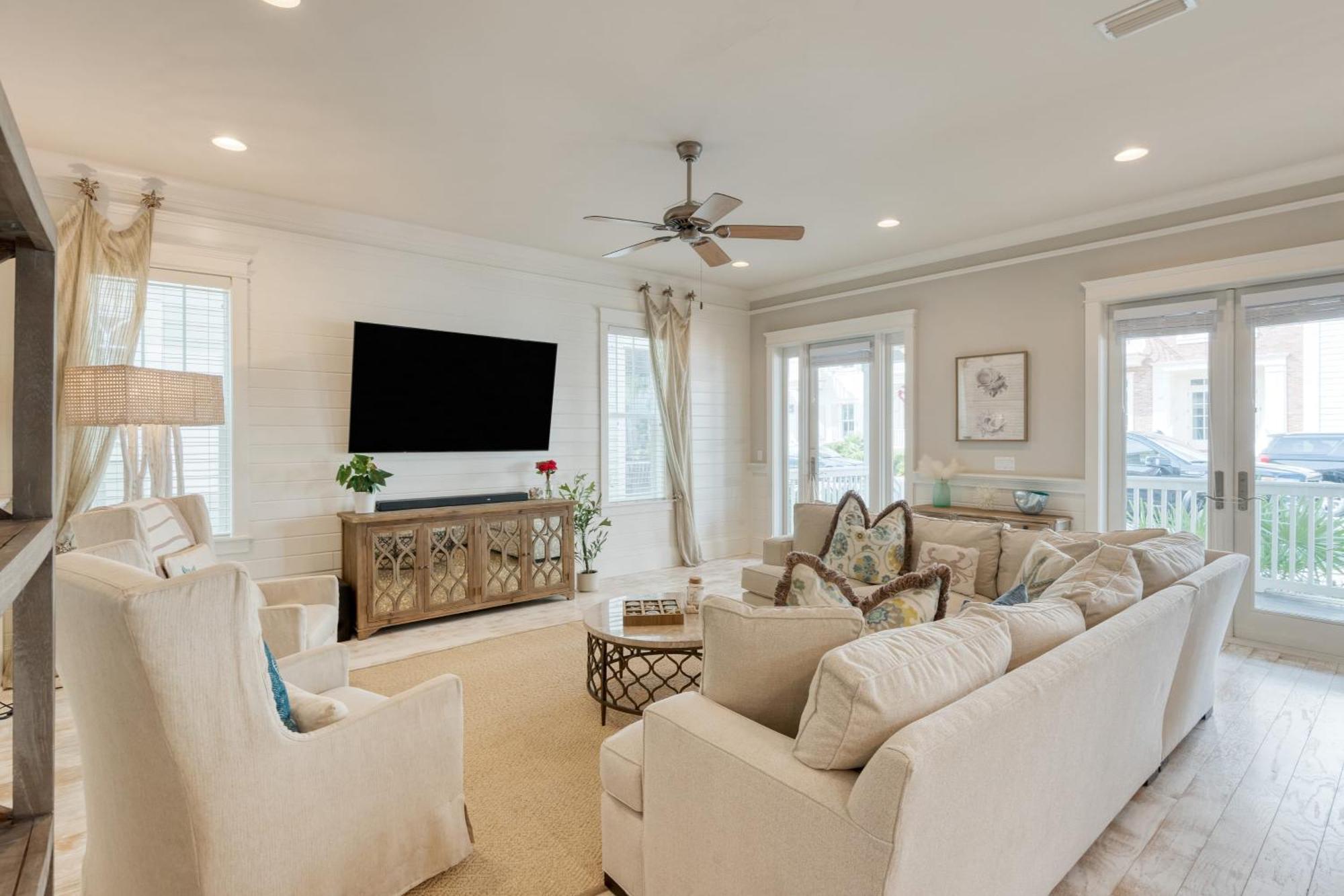 Shine On The Shore By Avantstay Pool Golf Cart Holiday home *